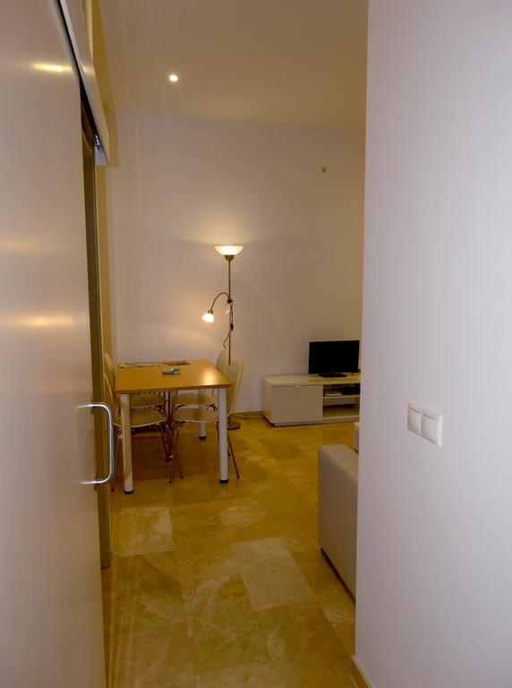 Minimalist Loft Center By Gms Apartamentos กอร์โดบา ภายนอก รูปภาพ